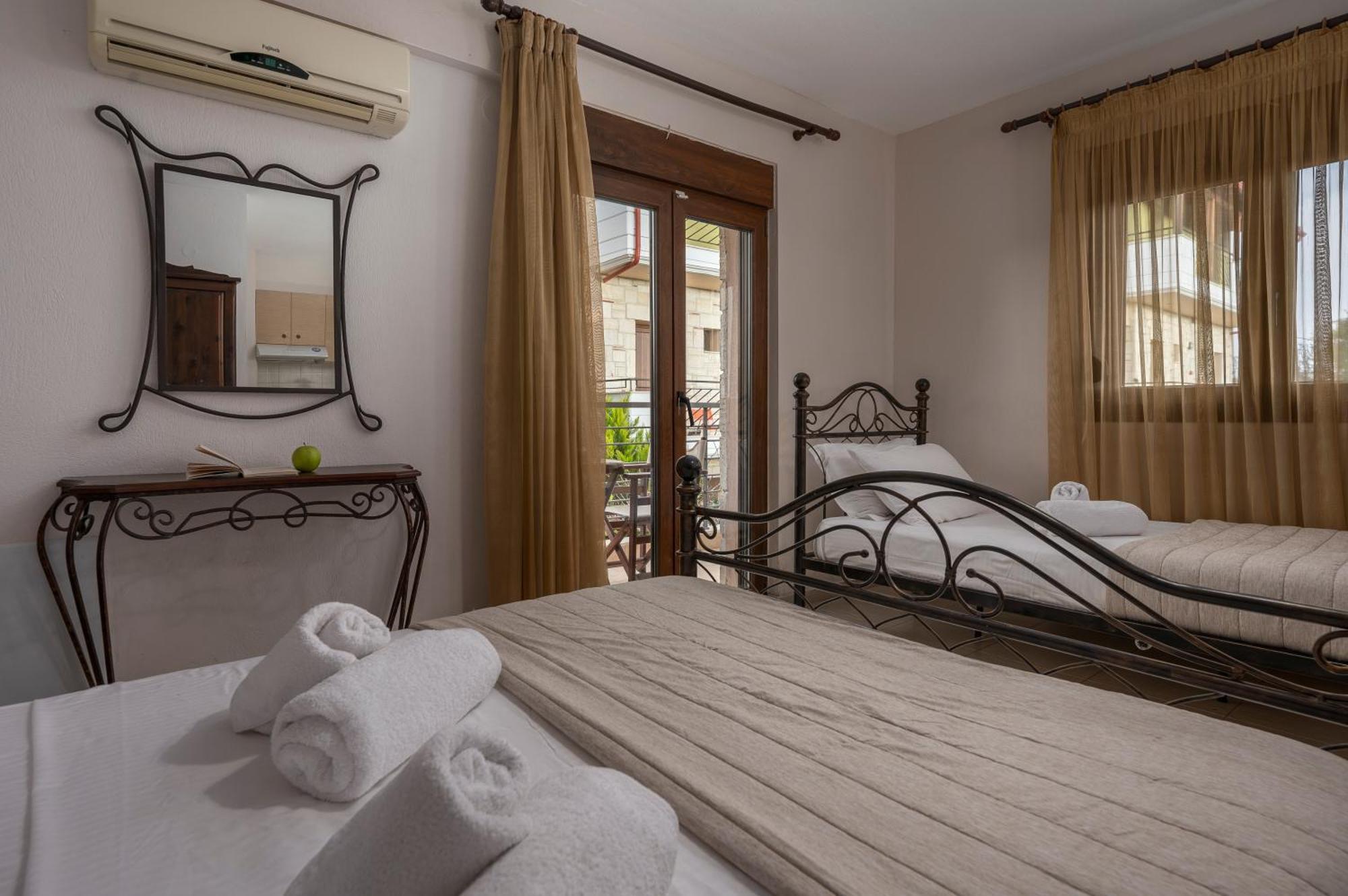 Apartment Eleon & *