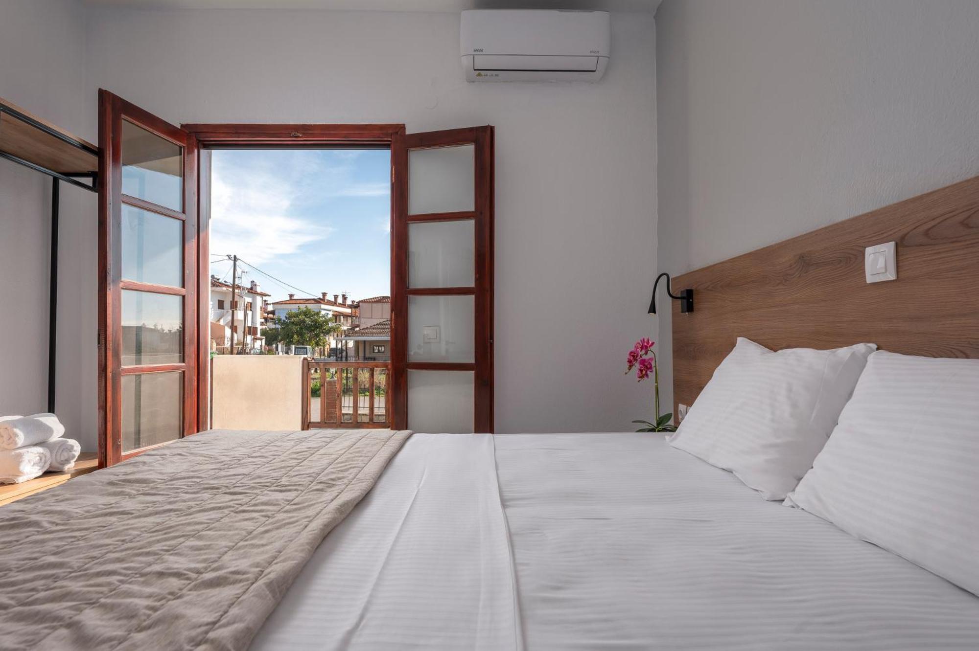 Eleon & Apartment