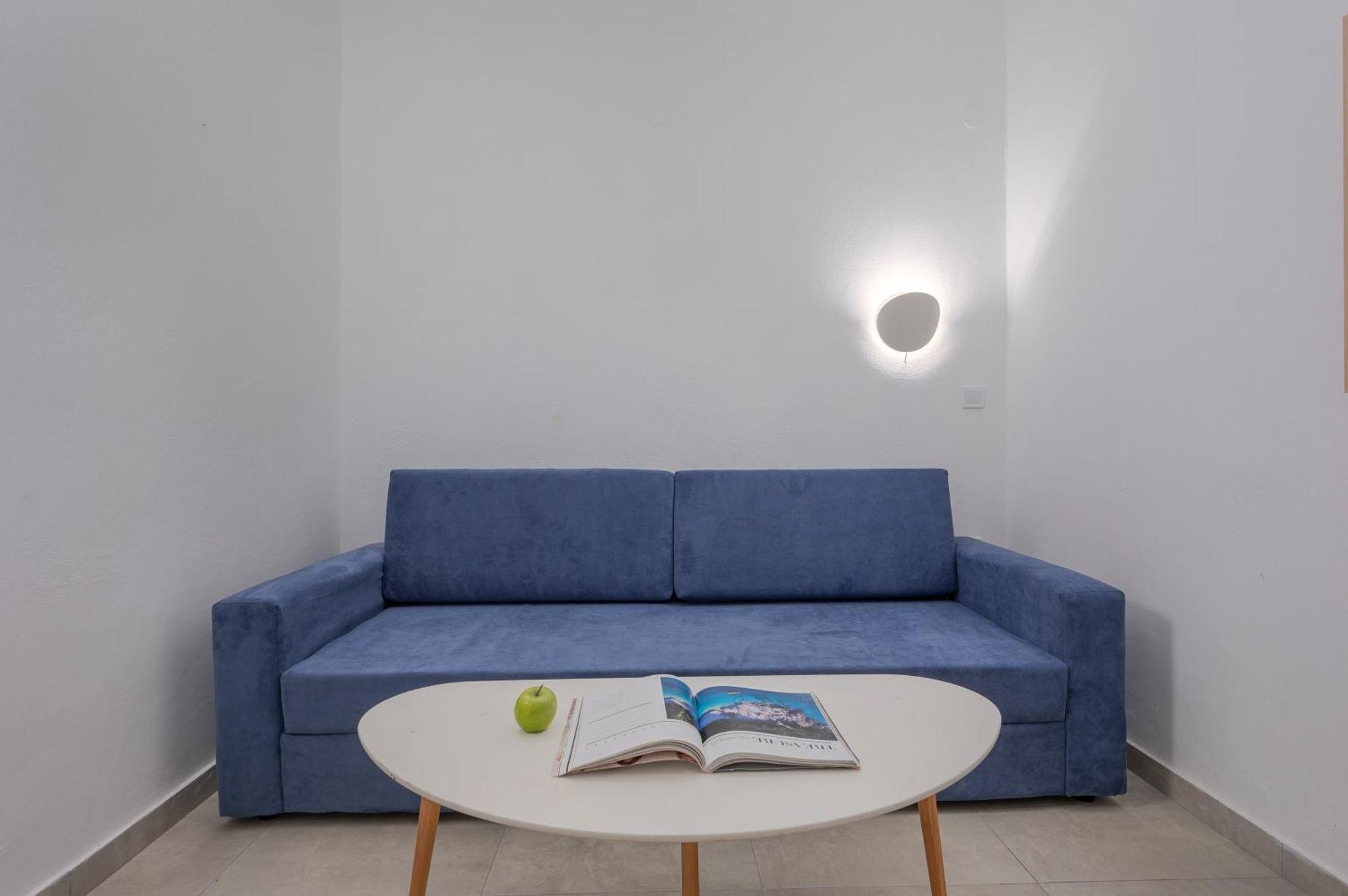 Apartment Eleon & *
