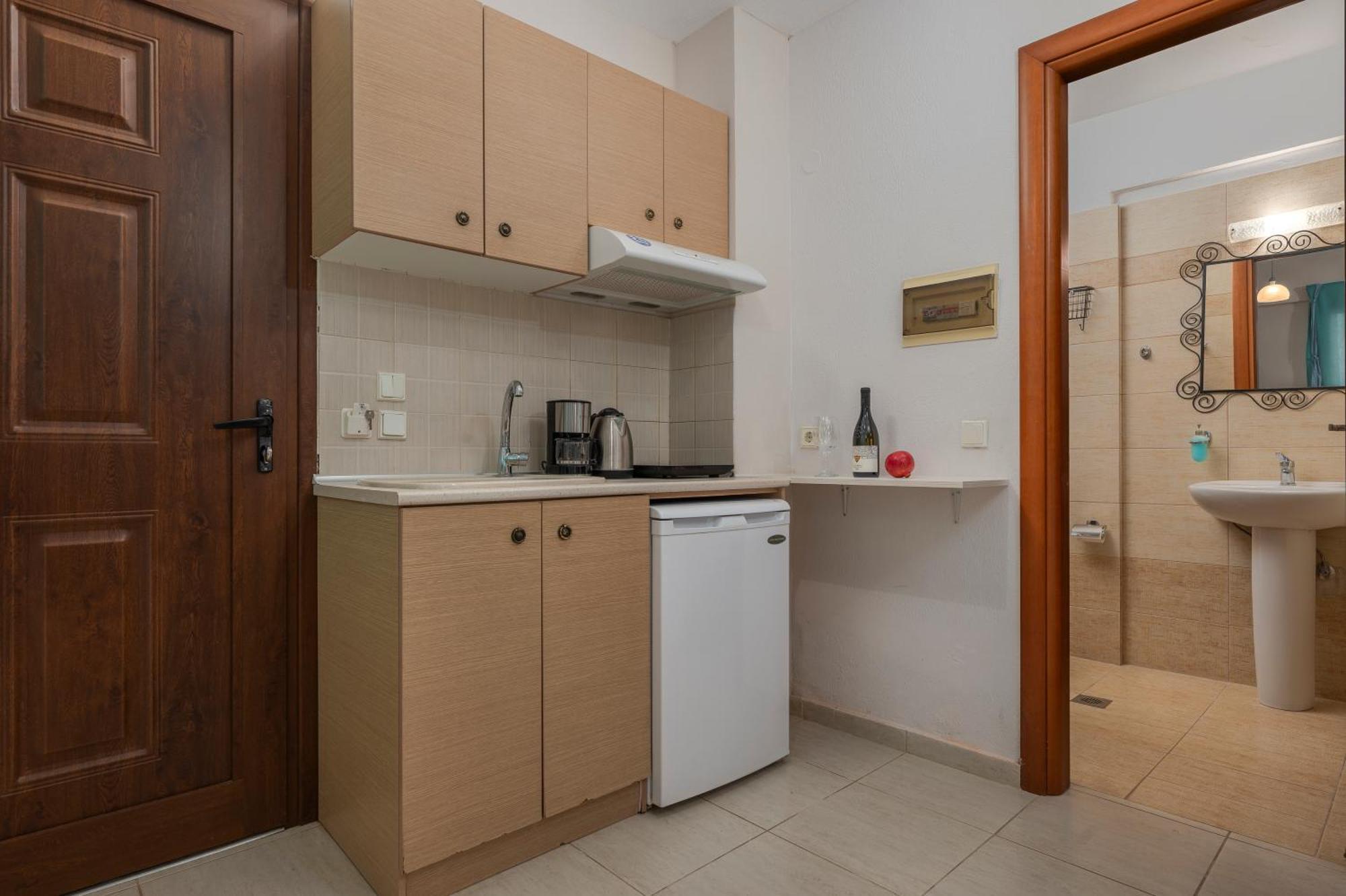 Eleon & Apartment *